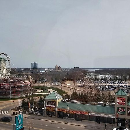 Vittoria Hotel & Suites Niagara Falls Exterior photo