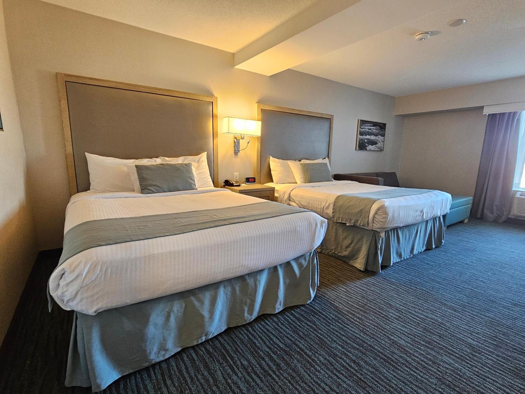 Vittoria Hotel & Suites Niagara Falls Exterior photo