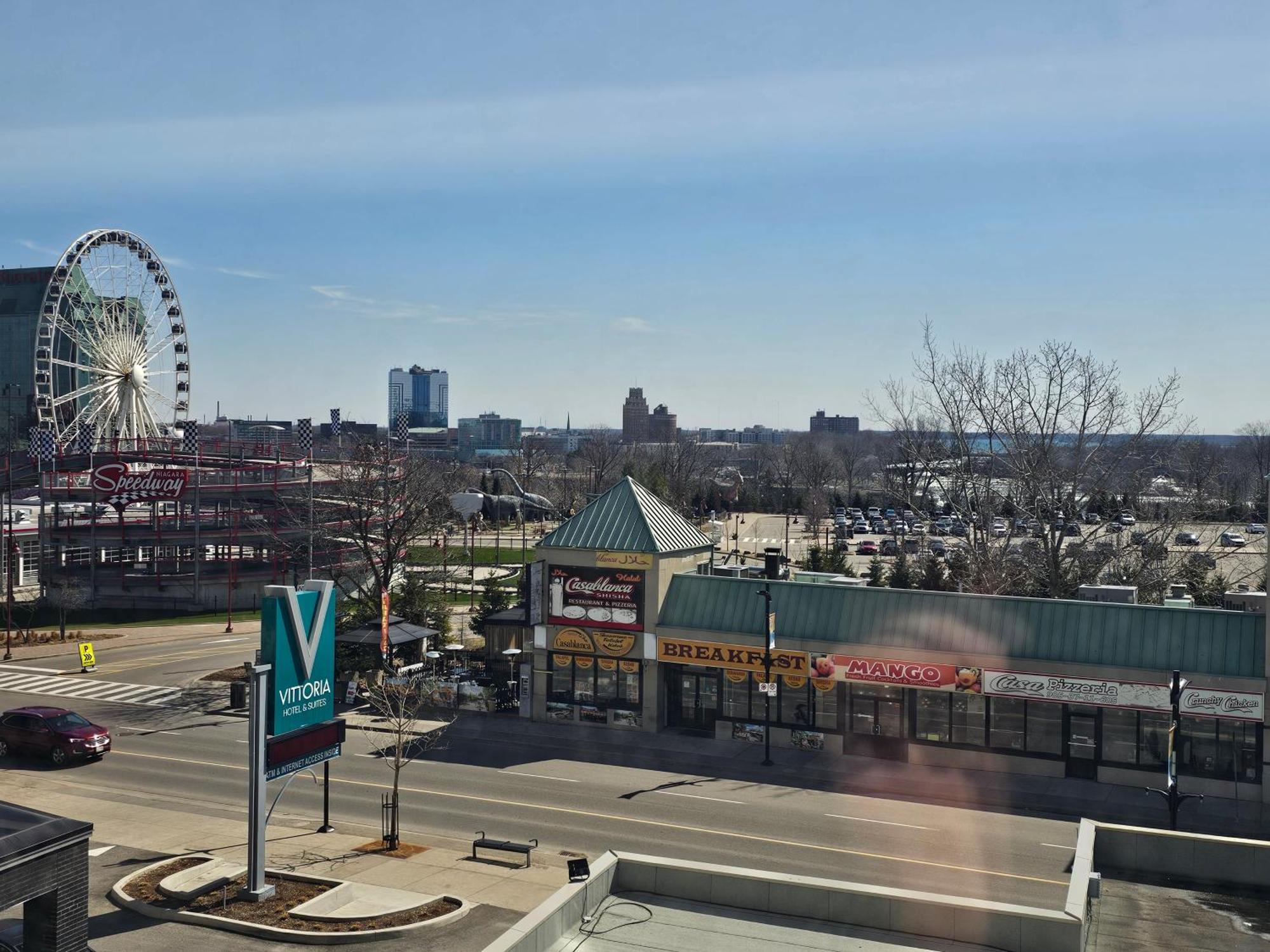 Vittoria Hotel & Suites Niagara Falls Exterior photo