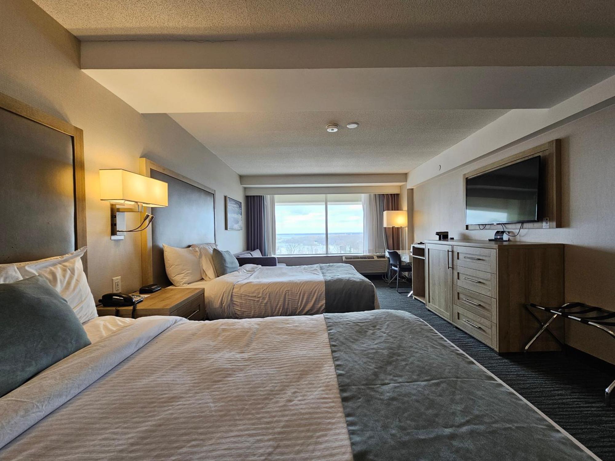Vittoria Hotel & Suites Niagara Falls Exterior photo