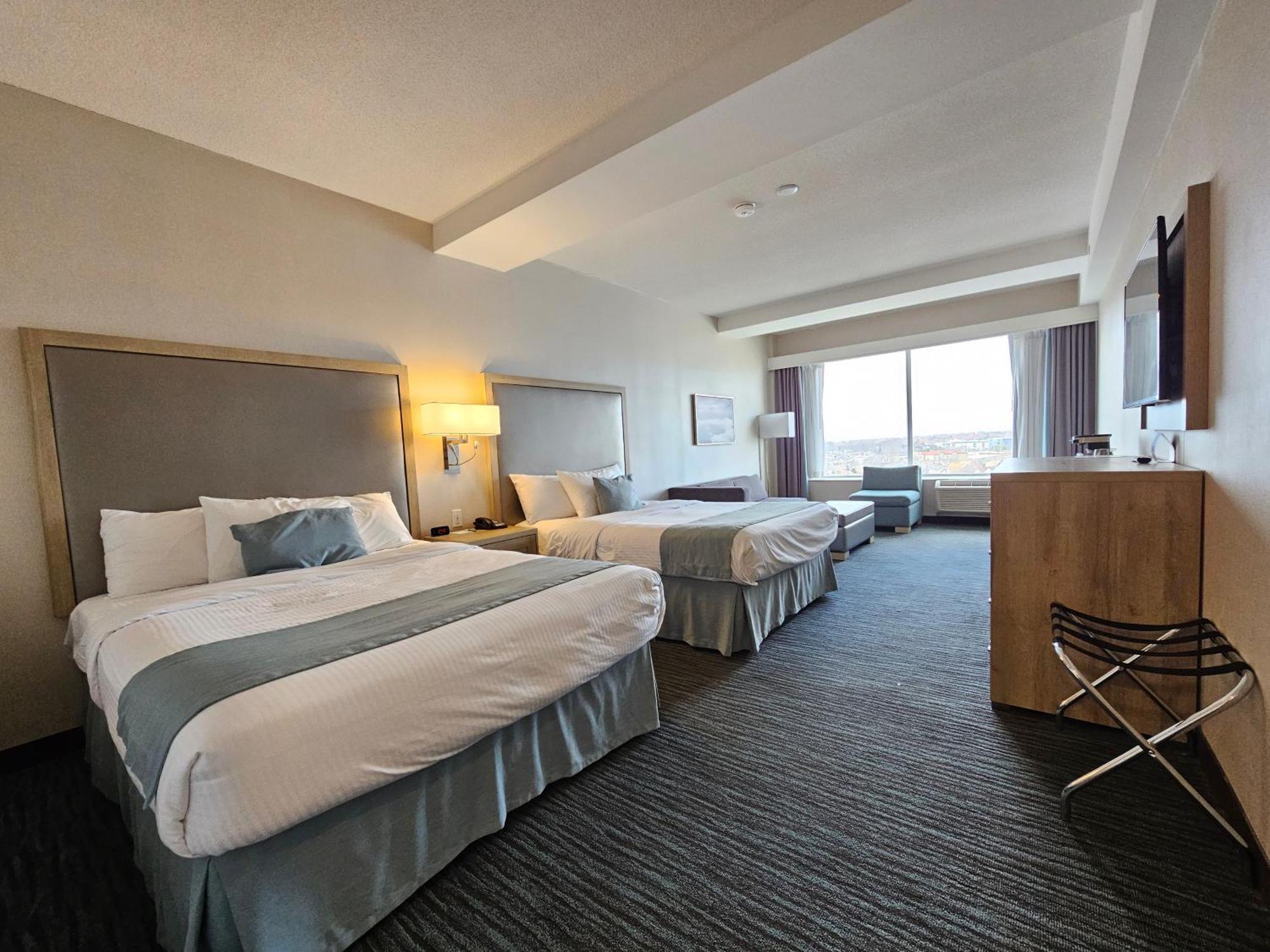 Vittoria Hotel & Suites Niagara Falls Exterior photo